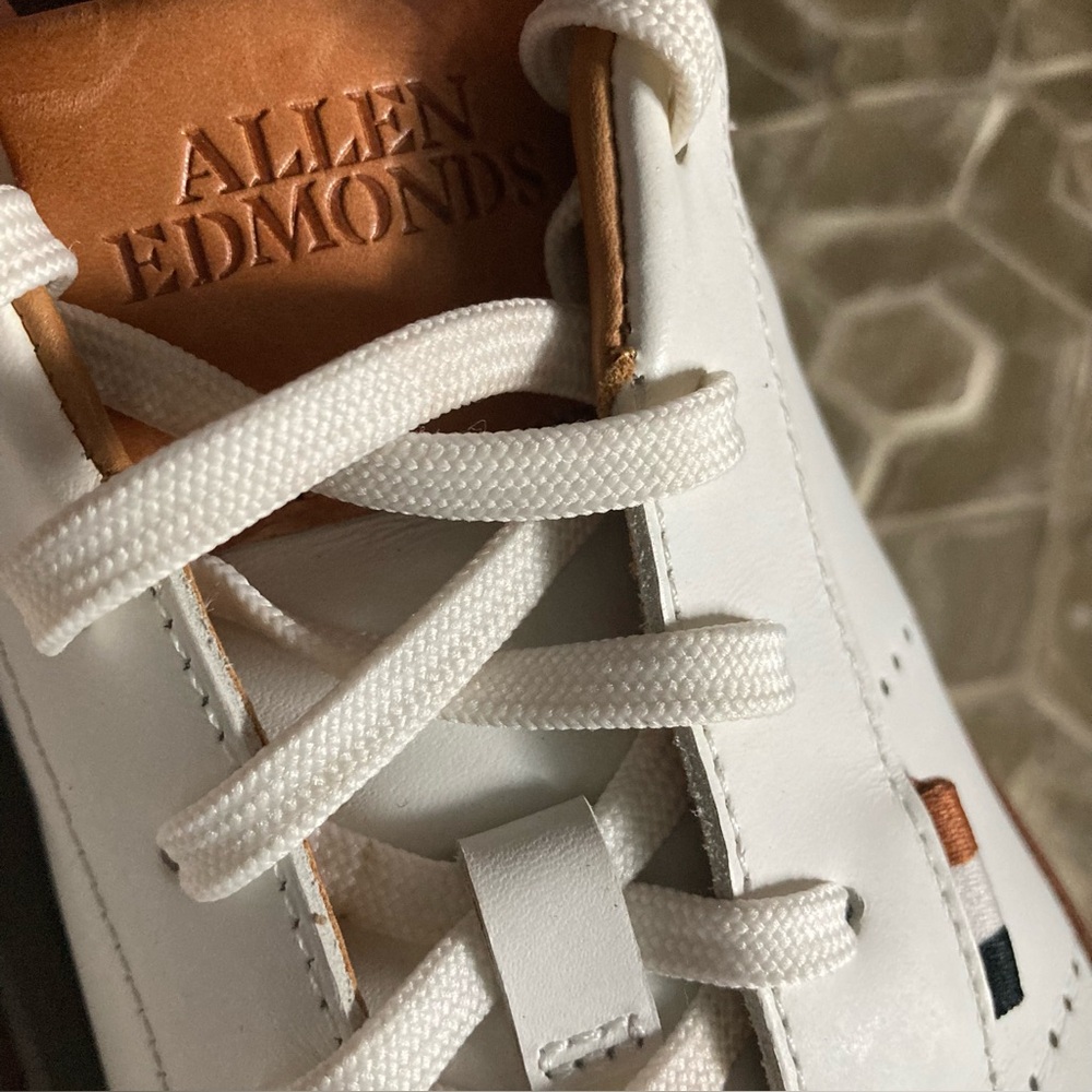 LIKE NEW!  Allen Edmonds Men’s Alpha Sneaker - White - Picture 9 of 14